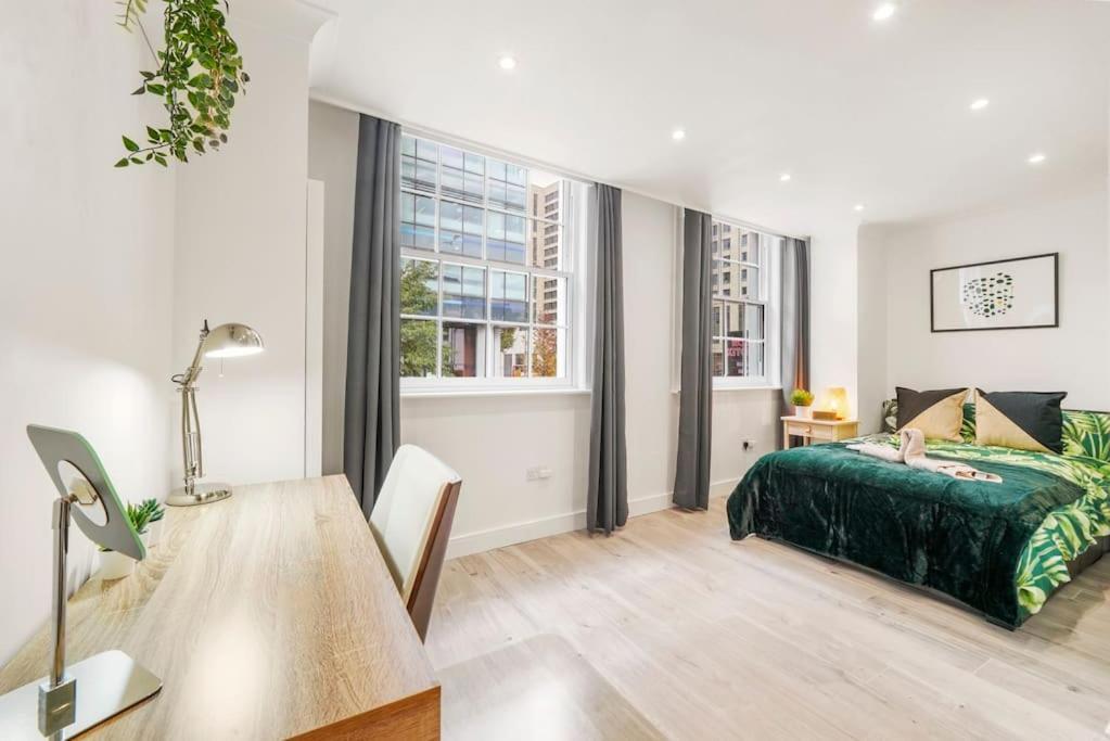 Modern 2 Bedroom Apartment In The Heart Of Londen Buitenkant foto
